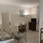 BAIL MOBILITE - Appt 2 pièces proche porte maillot